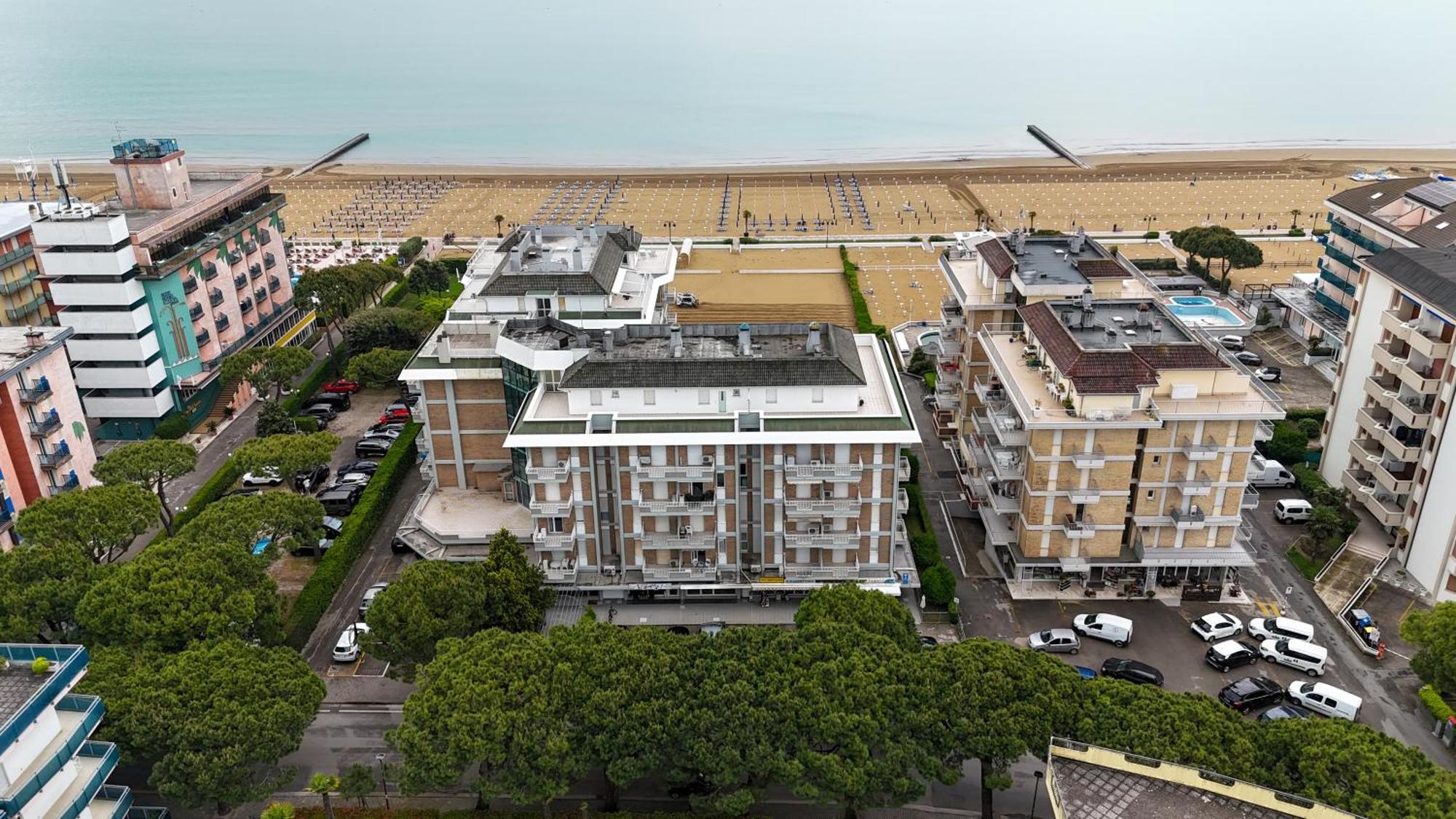 Beach! Fronte Mare - Piscina Park E Posto Inclusi * Jesolo